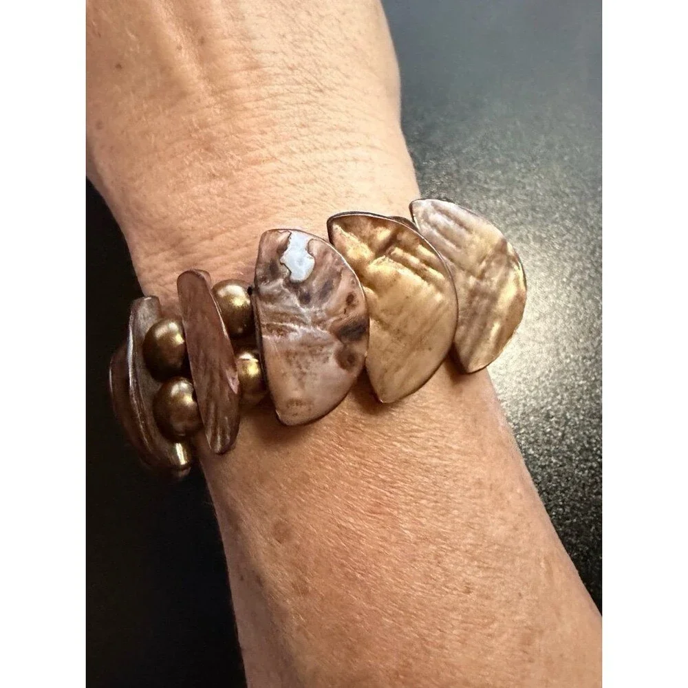 Brown Shell Stretch Bracelet Natural Shell Chips & Bronze Beads Boho